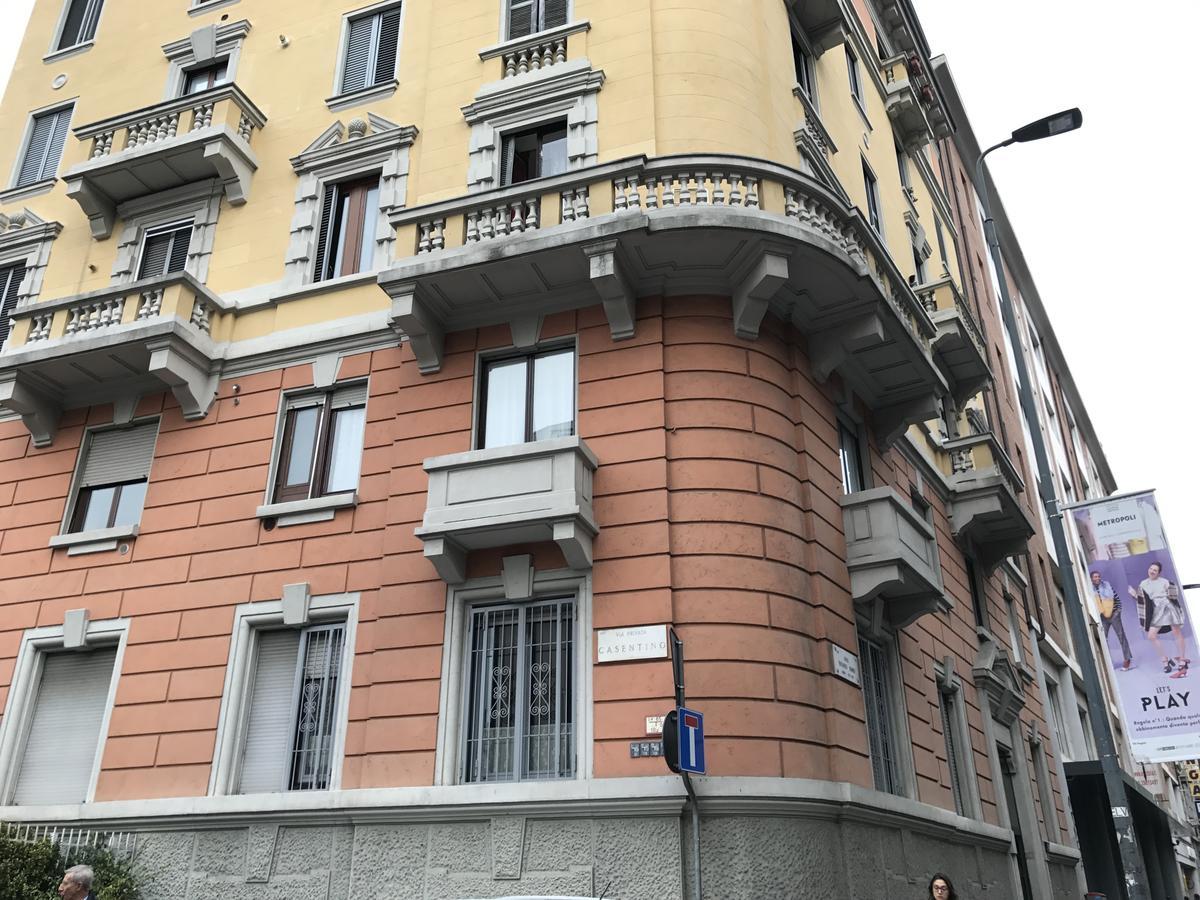 Hotel Paris ミラノ エクステリア 写真